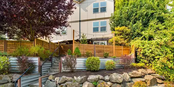3629 Gilman W