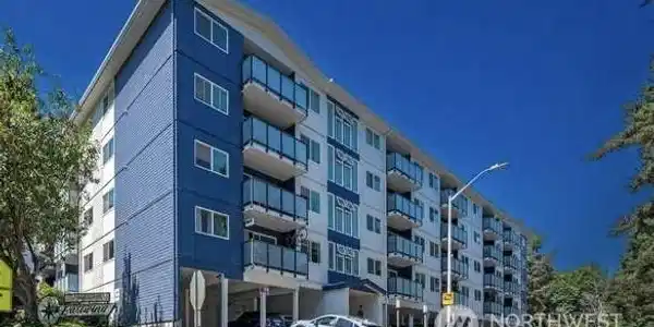 3711 26th Pl W #106