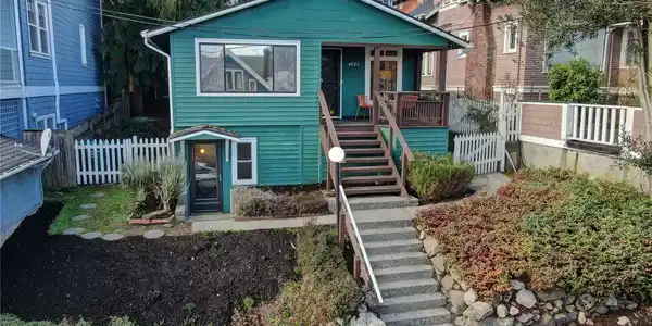 4023 1st NE