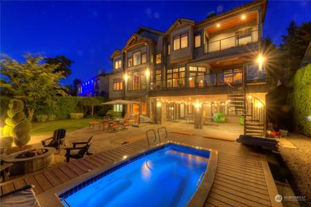 407 East Lake Sammamish SE