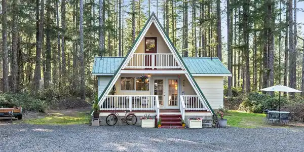 241 Collins Lake