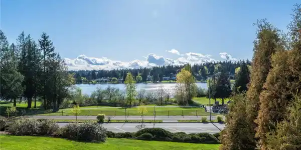 23507 Lakeview