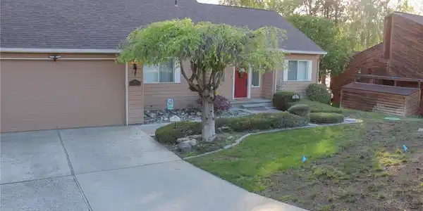 15 Lake Cortez Lane