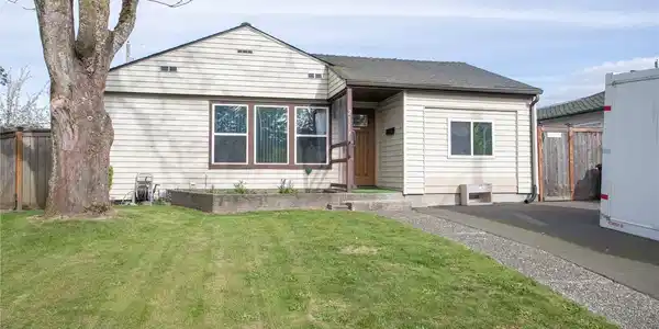 2117 Sprague