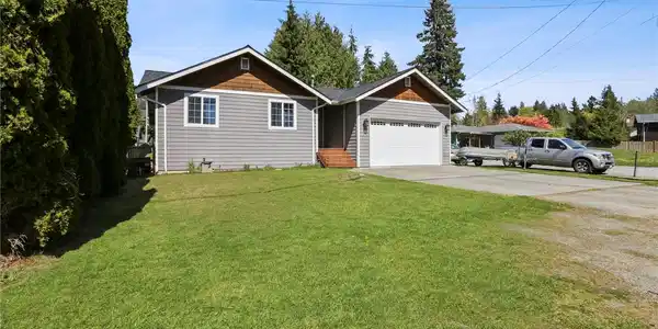 3062 Glenhaven