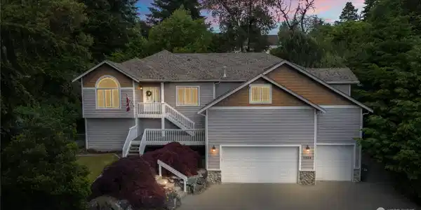 10524 91st SW