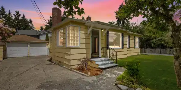 1301 63rd SE