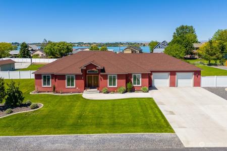 4801 Carol NE