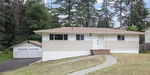 10908 Deepwood SW