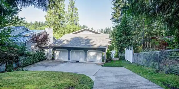 2613 Freestad Road