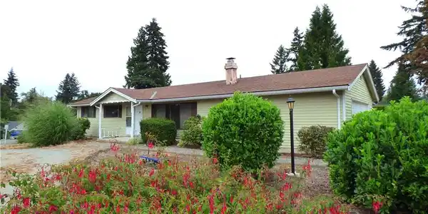 276 Edinburgh Drive