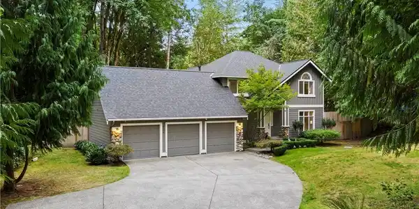 4136 Ames Lake Carnation NE