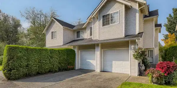 605 122nd NE