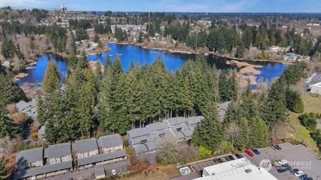 1500 LAKE PARK SW