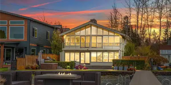 9910 Vernon