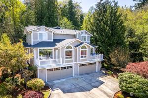 1616 Lake Sammamish SE
