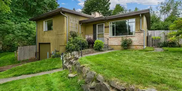 7705 239th SW