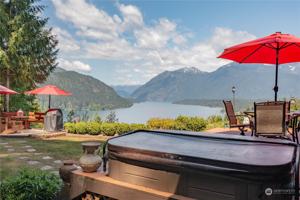 5880 Lake Cushman