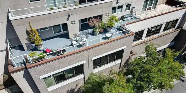 3300 Meridian N