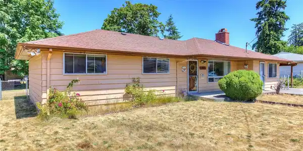 9025 Moreland SW
