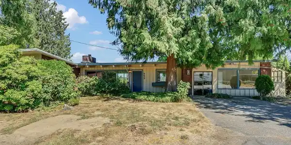 5625 213th SW