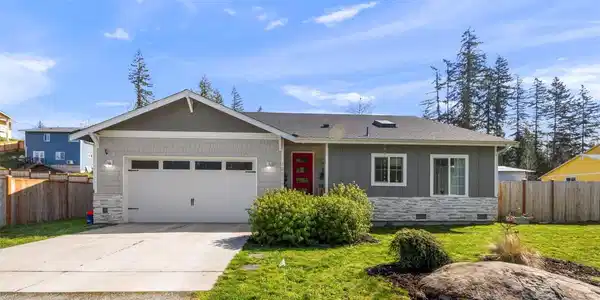18829 86th NW