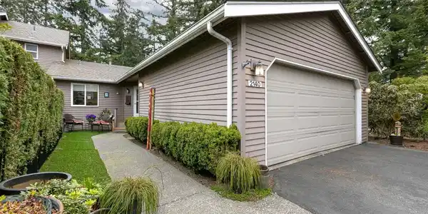 2140 Birch