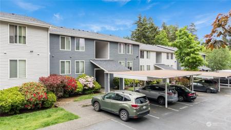 4185 Lake Sammamish SE