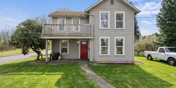 303 Ferry SW