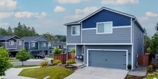 7825 24th SE