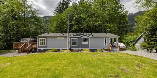 475 Hilltop