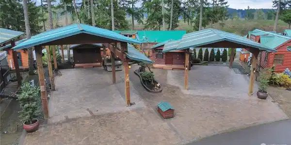1546 Reservation SE