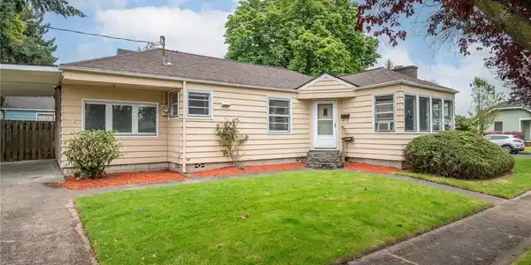 2206 Cypress