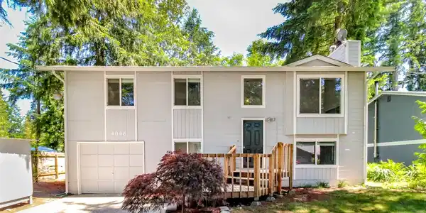 4046 Chinook NW