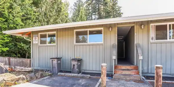 2001 Northlake NW