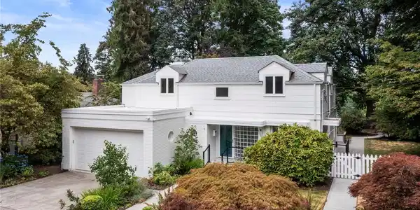 2215 Water SW