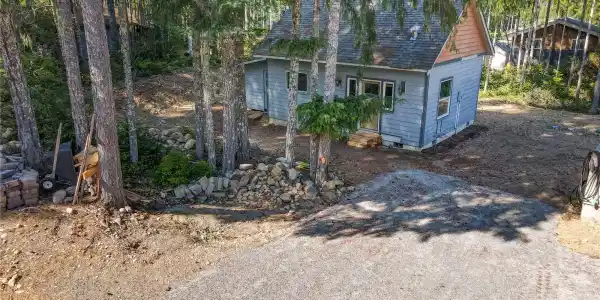561 Mountain View