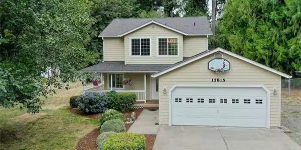 15815 Lindsay SE