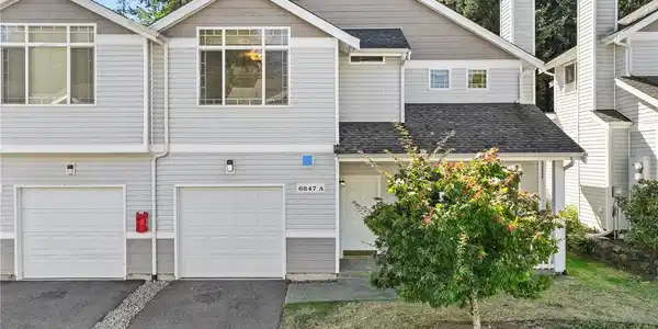 6847 47th SE