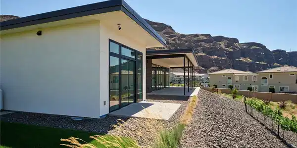 9022 Tendril NW
