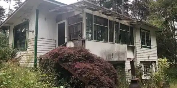 191 NE Tahuya Boulevard
