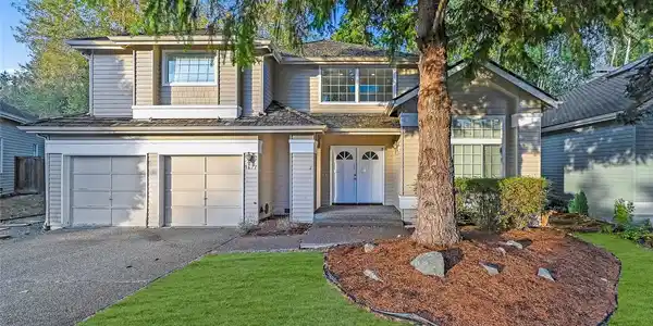 3671 248th SE