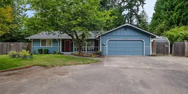 7008 Alderwood SE