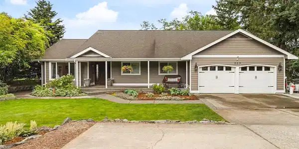 303 Wiser Lake