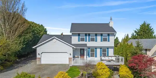 710 98th NE