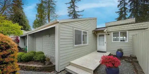 22 Marigold