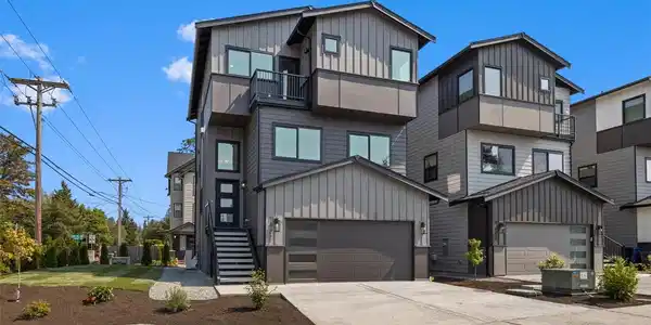 4327 138th SW