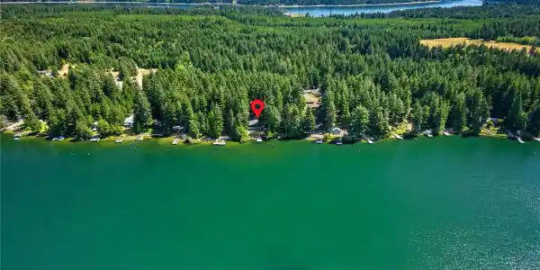 530 Phillips Lake Loop