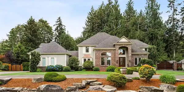 5411 Klipsun SW