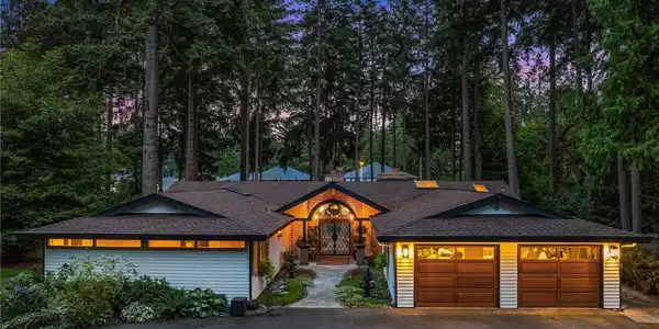 12230 Gravelly Lake SW